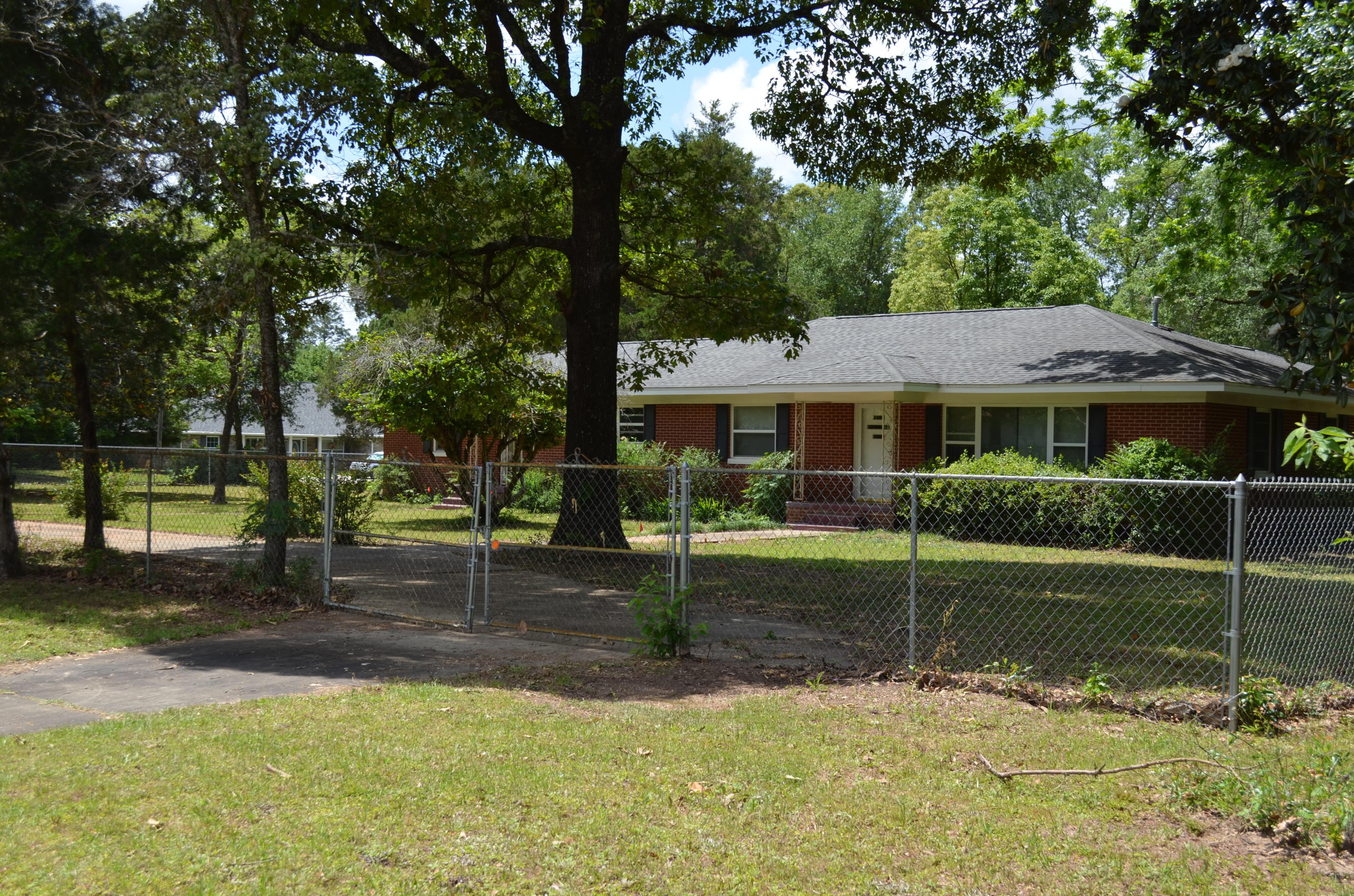 201 Jones Road Crestview, FL 32536 - Photo 16 of 54 DSC_0506
