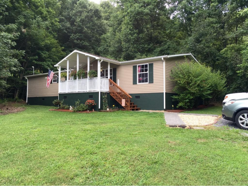 7702 Wells Boone Road Norton, VA 24273 - Photo 1 of 36 Movein Ready