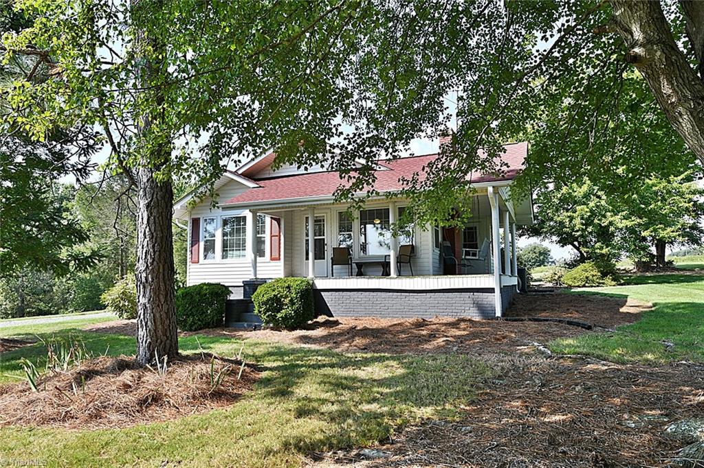 2145 Wesley Road Boonville, NC 27011 - Photo 2 of 25 Gallery Image 2