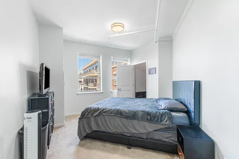 $375,000 | 437 West Division Street, Unit 814, Chicago, IL 60610