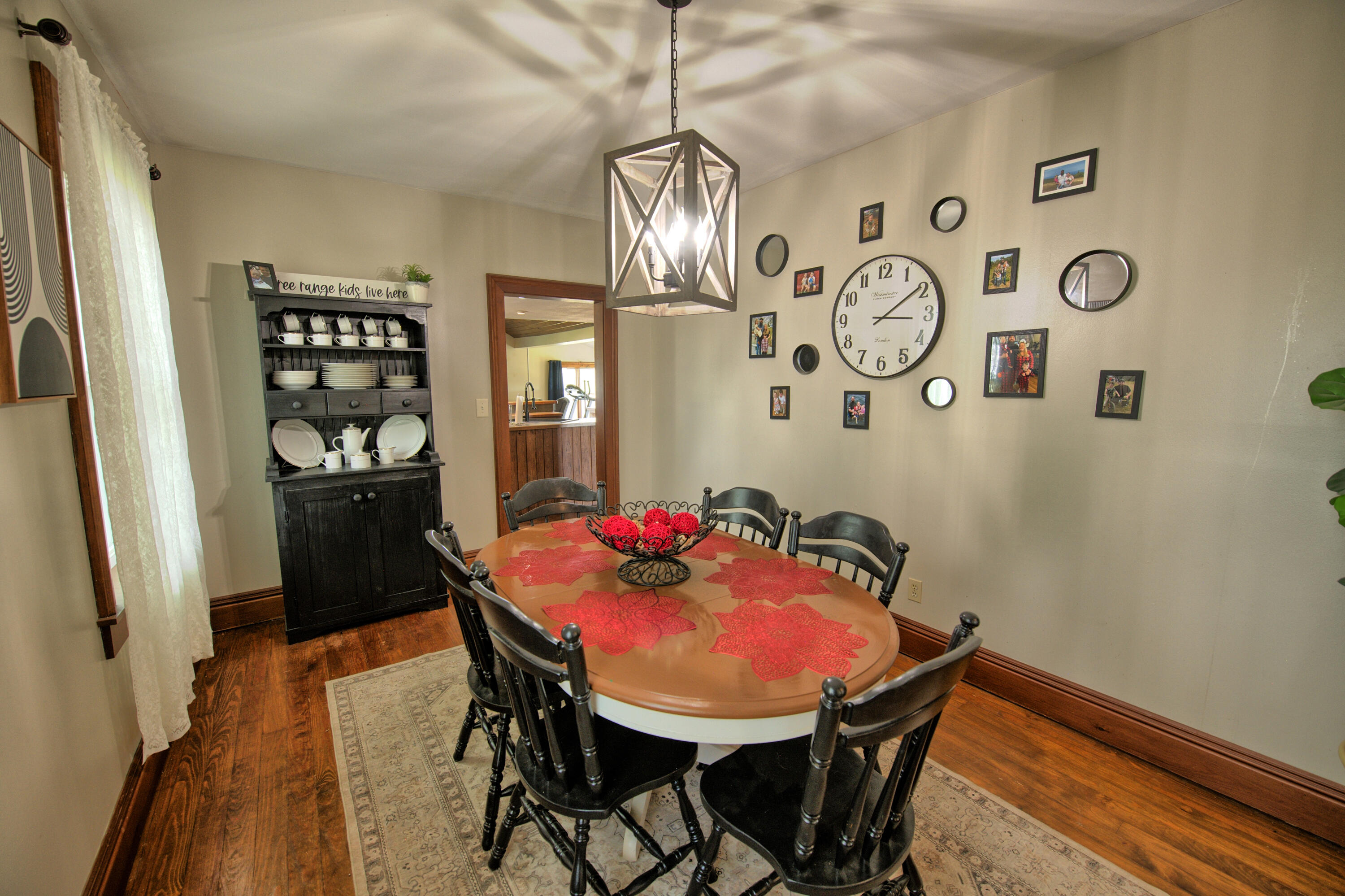 8250 Oneida Road Grand Ledge, MI 48837 - Photo 10 of 55 Formal Dining Room