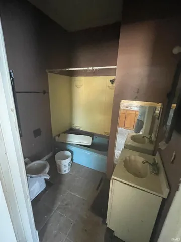 $44,900 | 702 Buntin Street, Vincennes, IN 47591