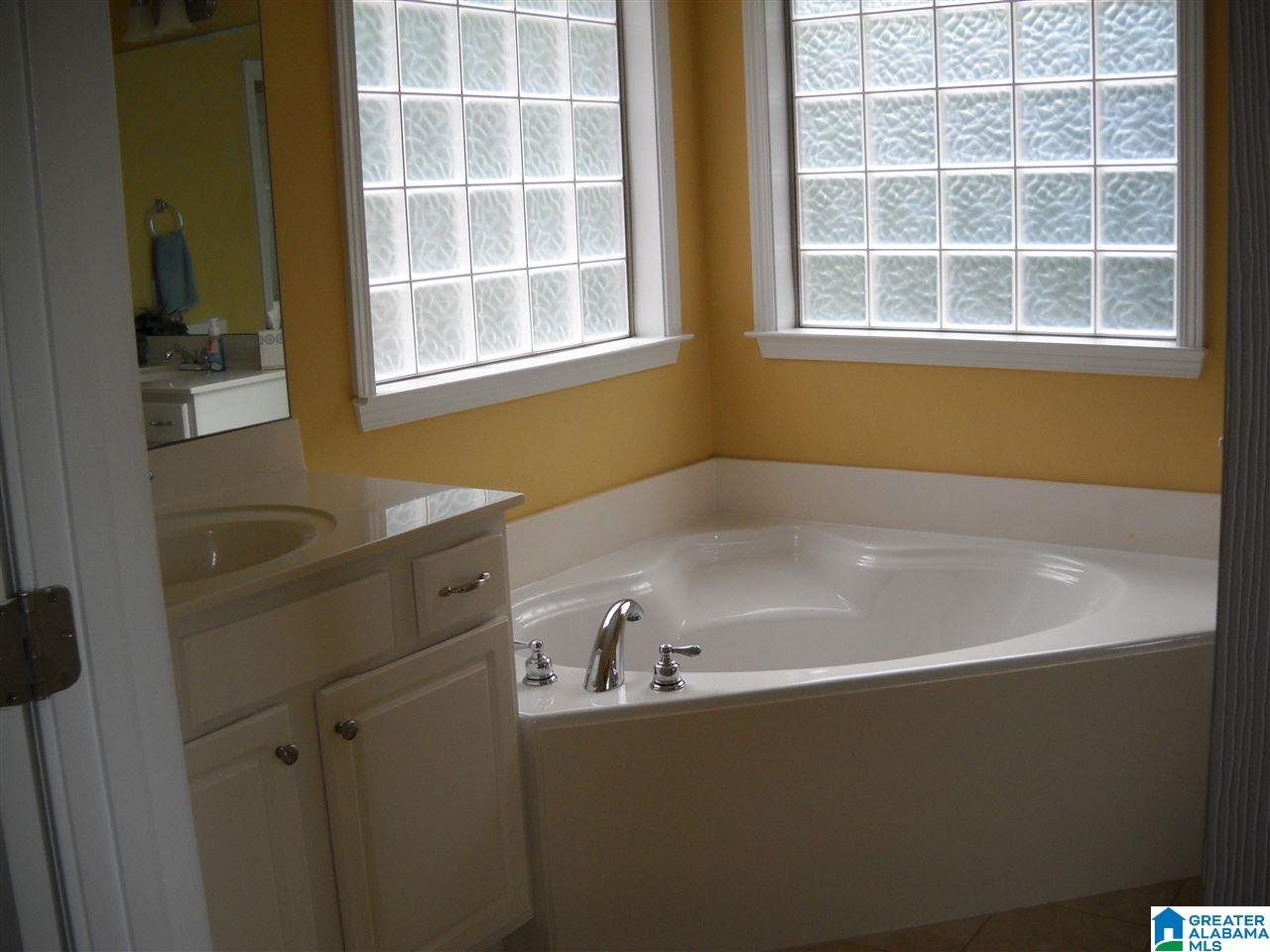 1505 Mitch Lane Alabaster, AL 35007 - Photo 10 of 21