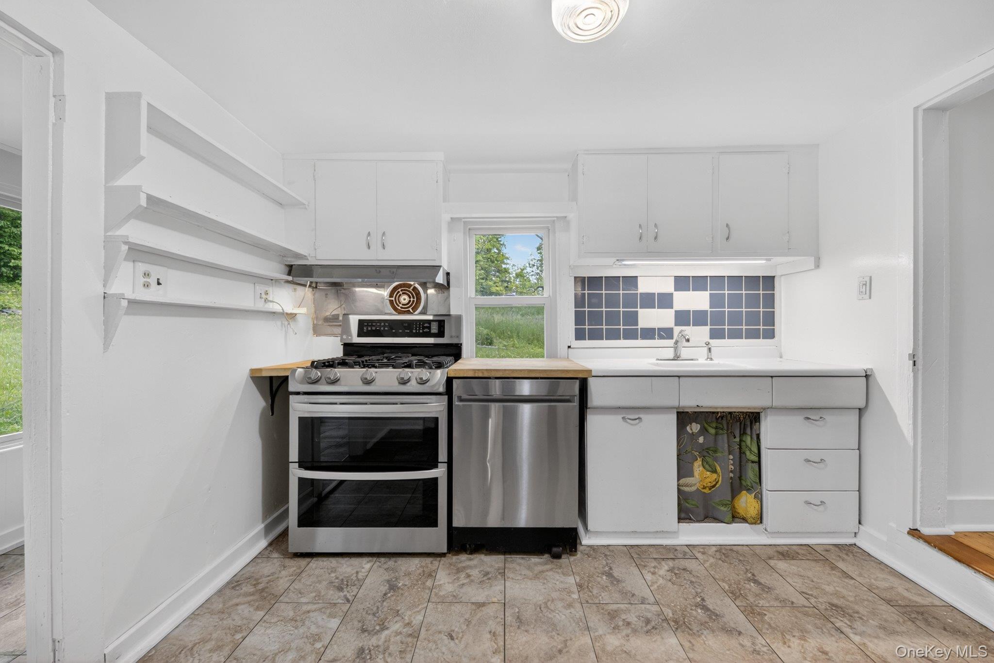26 Fishkill Road Cold Spring, NY 10516 - Photo 10 of 43 Kitchen