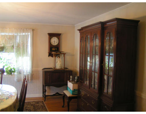 32 Kensington Road Norton, MA 02766 - Photo 5 of 13 Gallery Image 5
