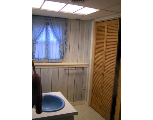 32 Kensington Road Norton, MA 02766 - Photo 10 of 13 Gallery Image 10