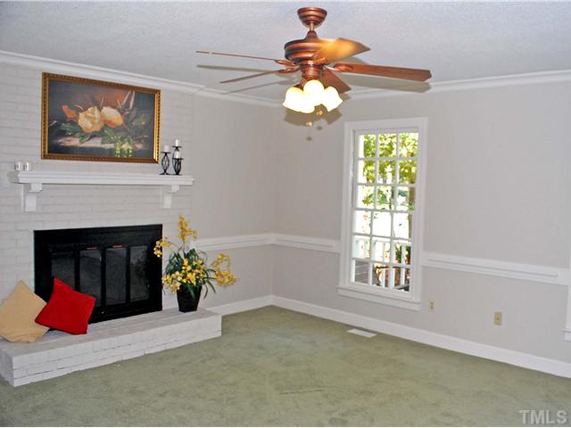 2920 Legging Lane Raleigh, NC 27615 - Photo 5 of 24 Family Room
