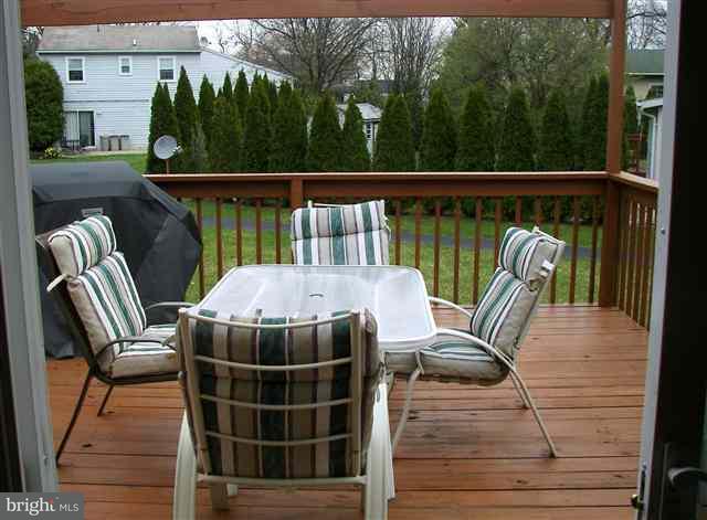 227 Lopax Road Harrisburg, PA 17112 - Photo 3 of 11 Gallery Image 3