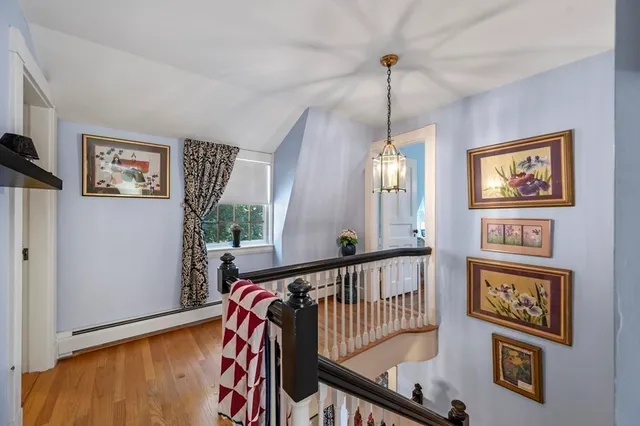 $955,000 | 10 Jersey Lane, Manchester, MA 01944