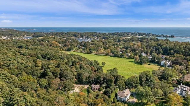 $955,000 | 10 Jersey Lane, Manchester, MA 01944