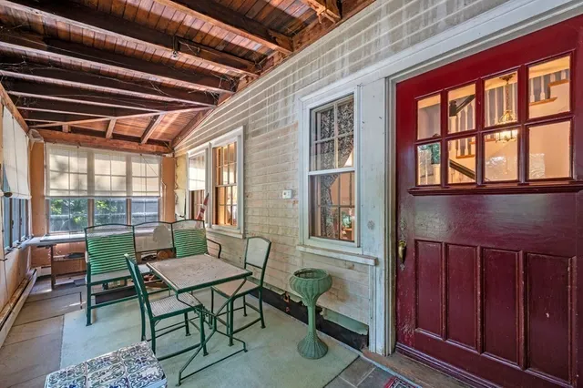 $955,000 | 10 Jersey Lane, Manchester, MA 01944