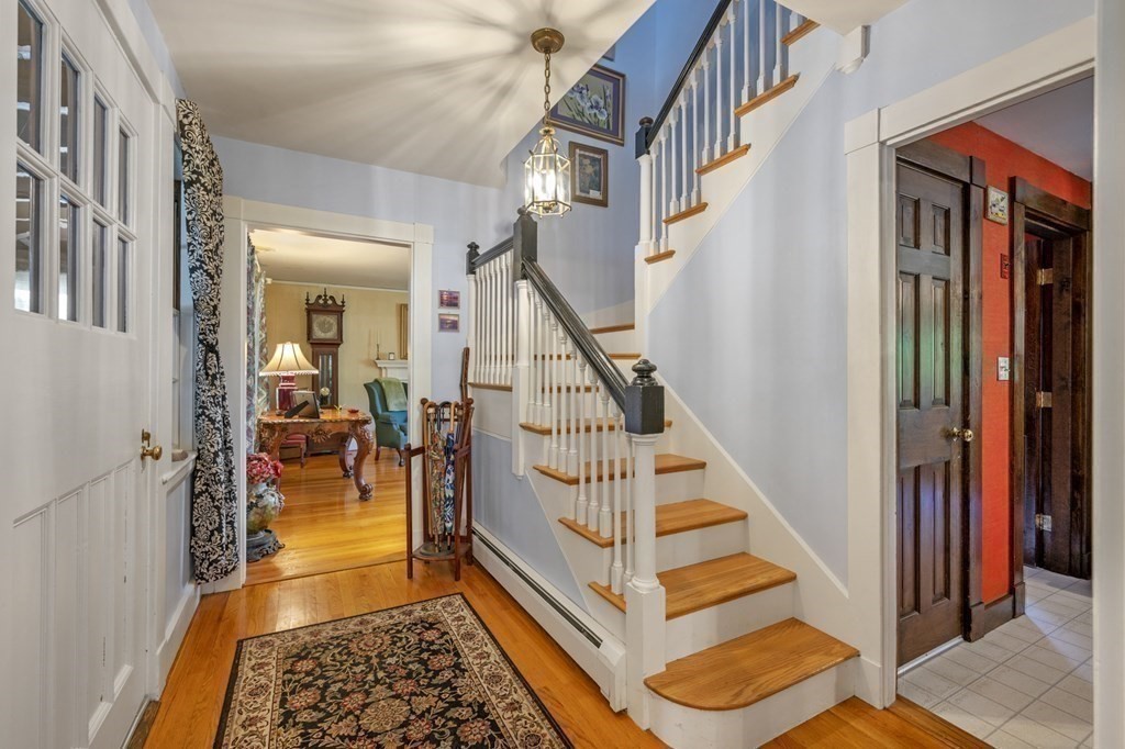 10 Jersey Lane Manchester, MA 01944 - Photo 5 of 34