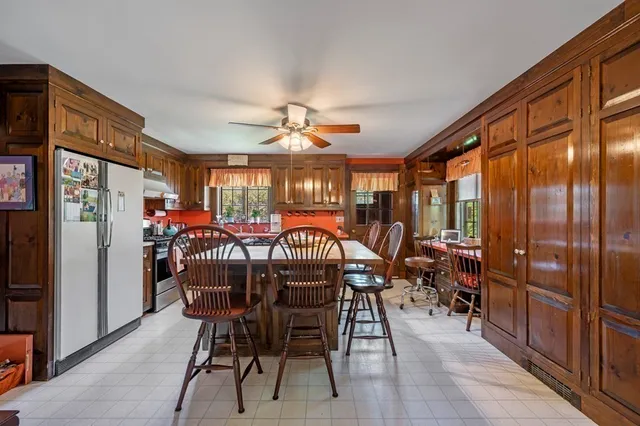 $955,000 | 10 Jersey Lane, Manchester, MA 01944