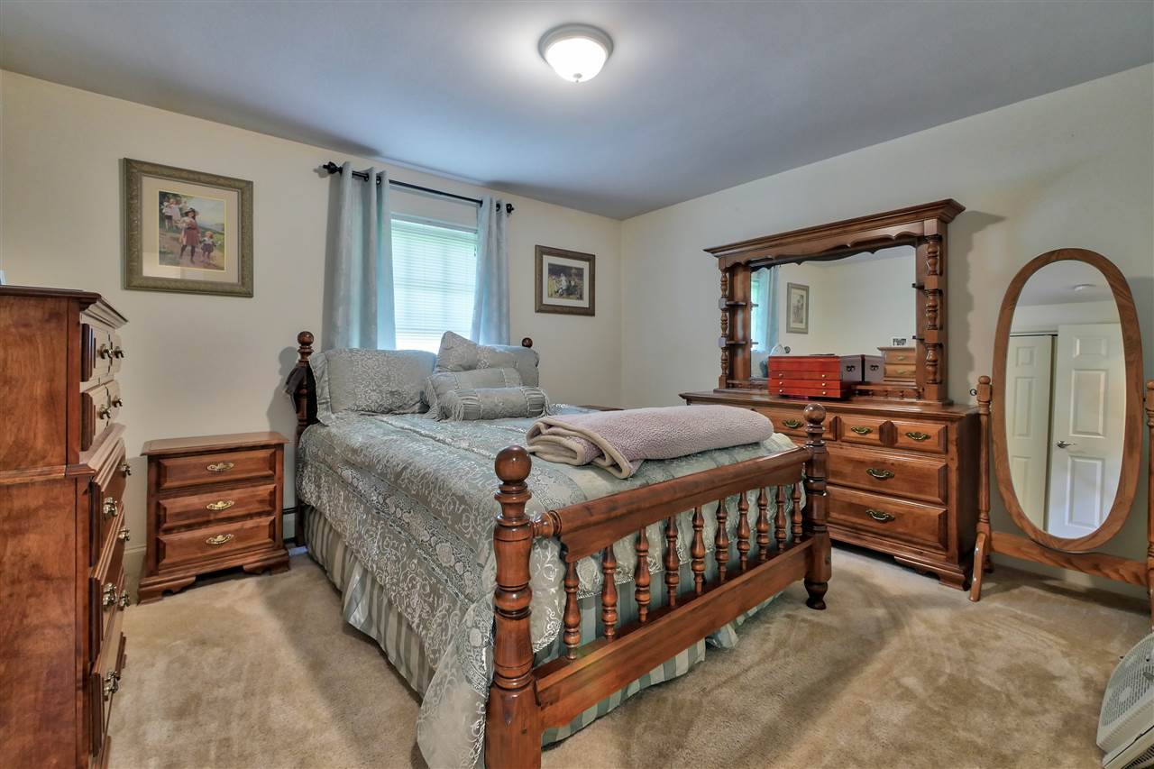 80 Wallace Road Goffstown, NH 03045 - Photo 30 of 36