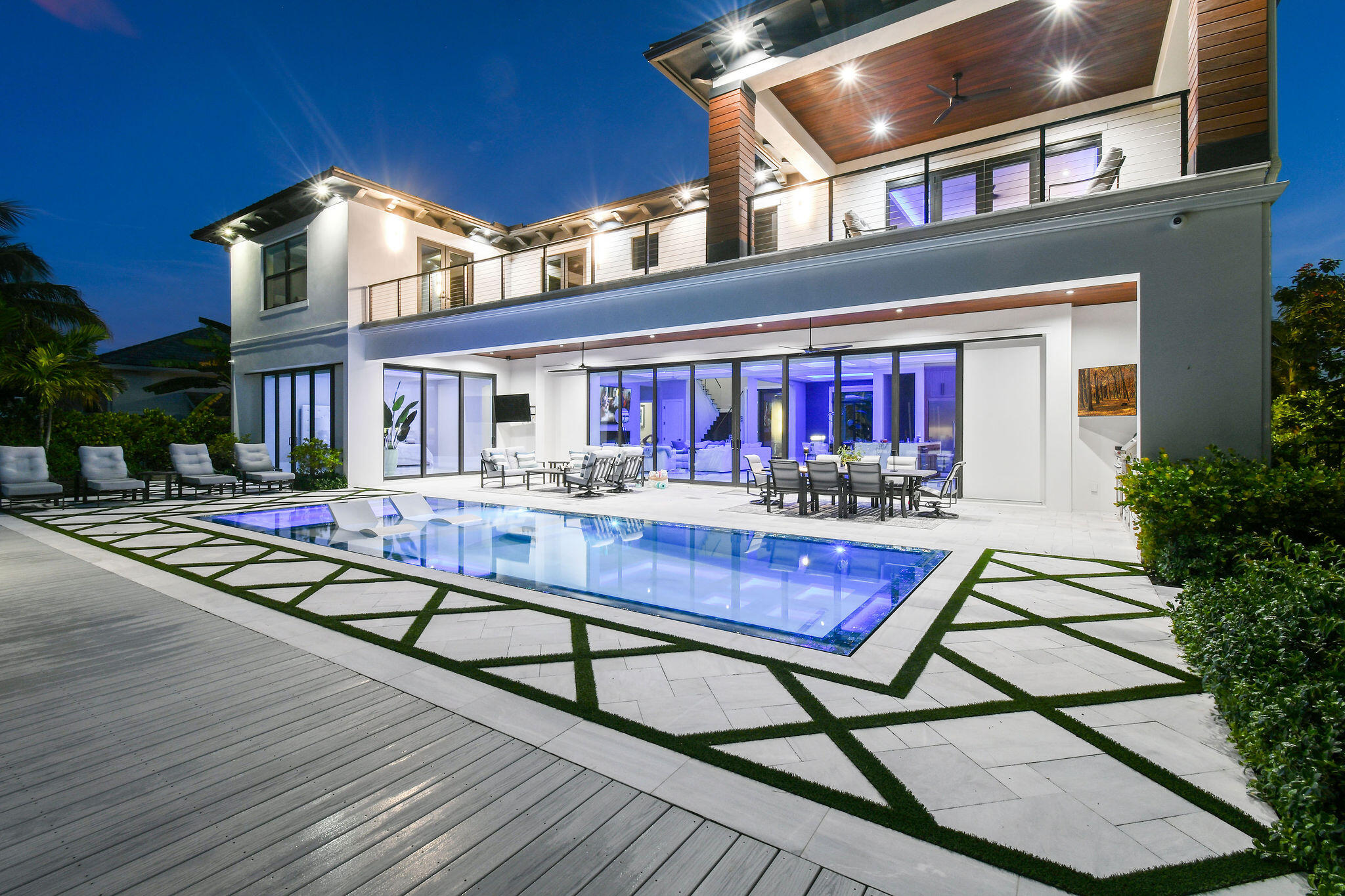 1060 Fairview Lane Singer Island, FL 33404 - Photo 67 of 82 a view of house with a chairs and table in kitchen