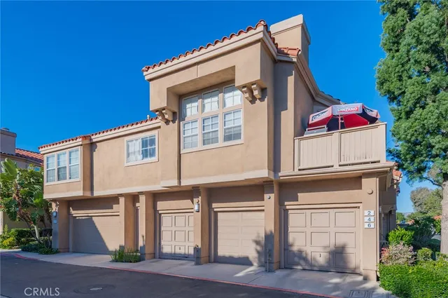 $3,900 | 2 Ellisworth Aisle, Irvine, CA 92620