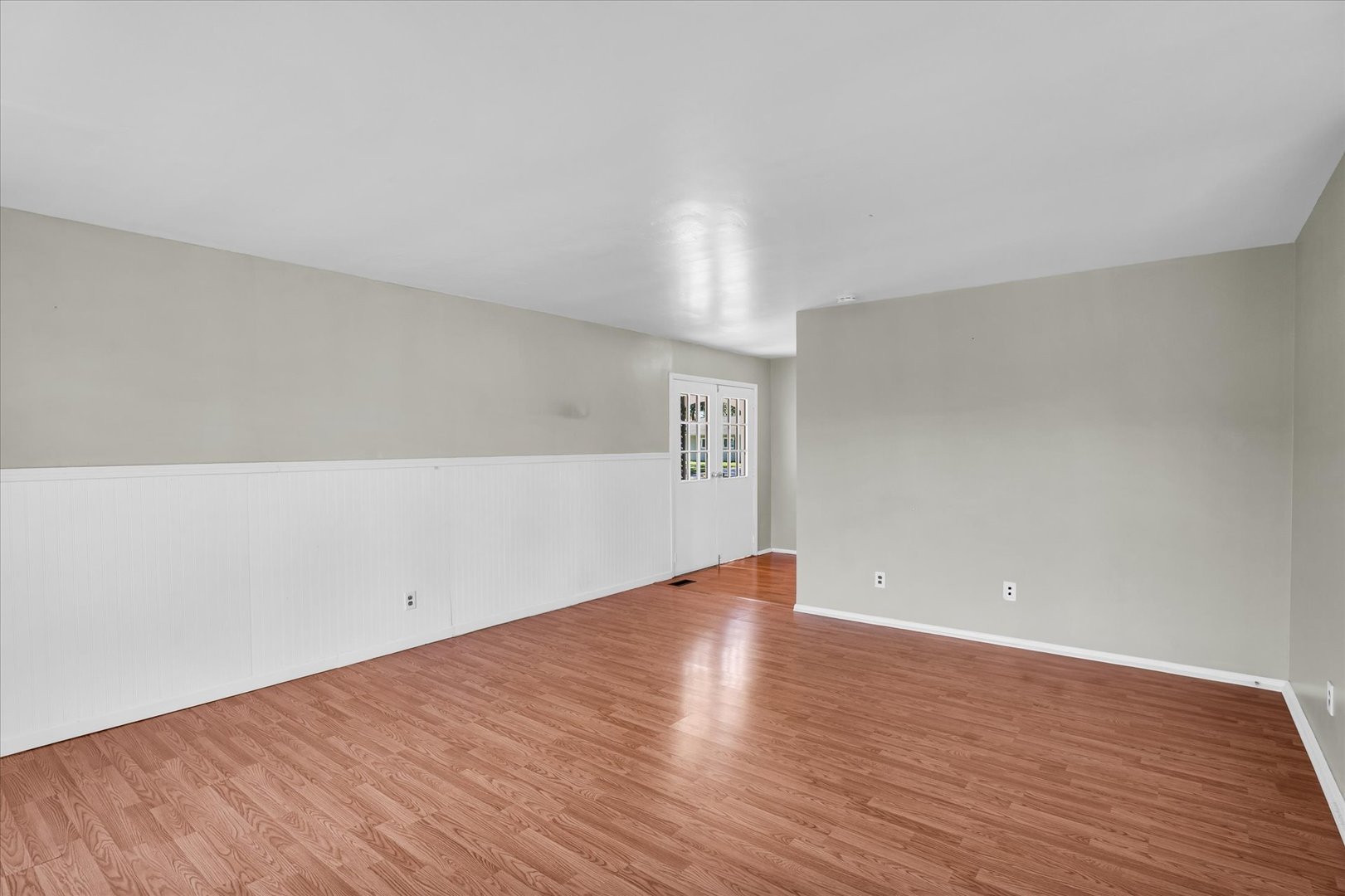 1106 Maplepark Drive Champaign, IL 61821 - Photo 8 of 37 Gallery Image 8