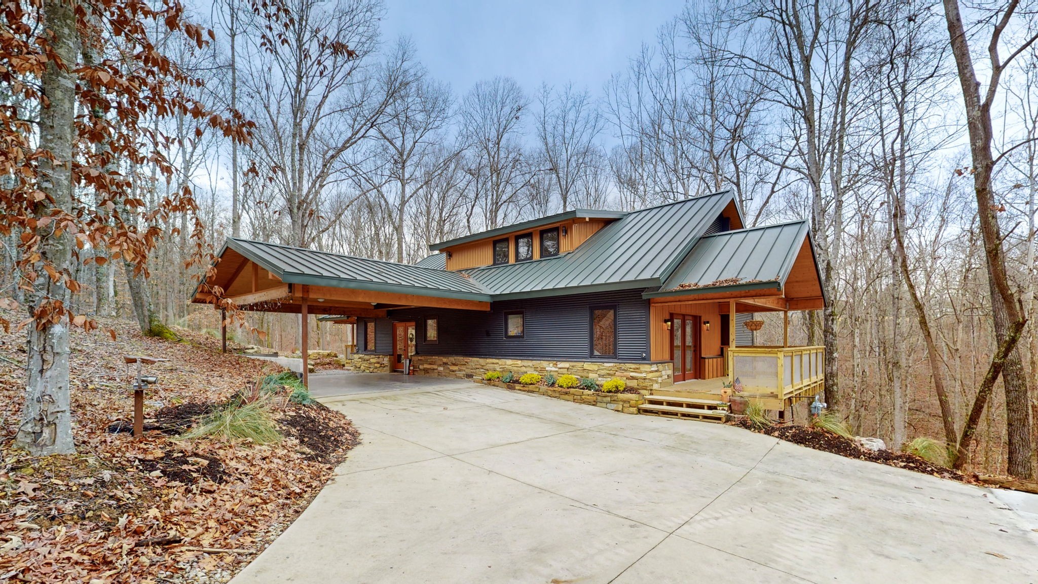 2076 White Bluff Road Burns, TN 37029 - Photo 4 of 52 Gallery Image 4