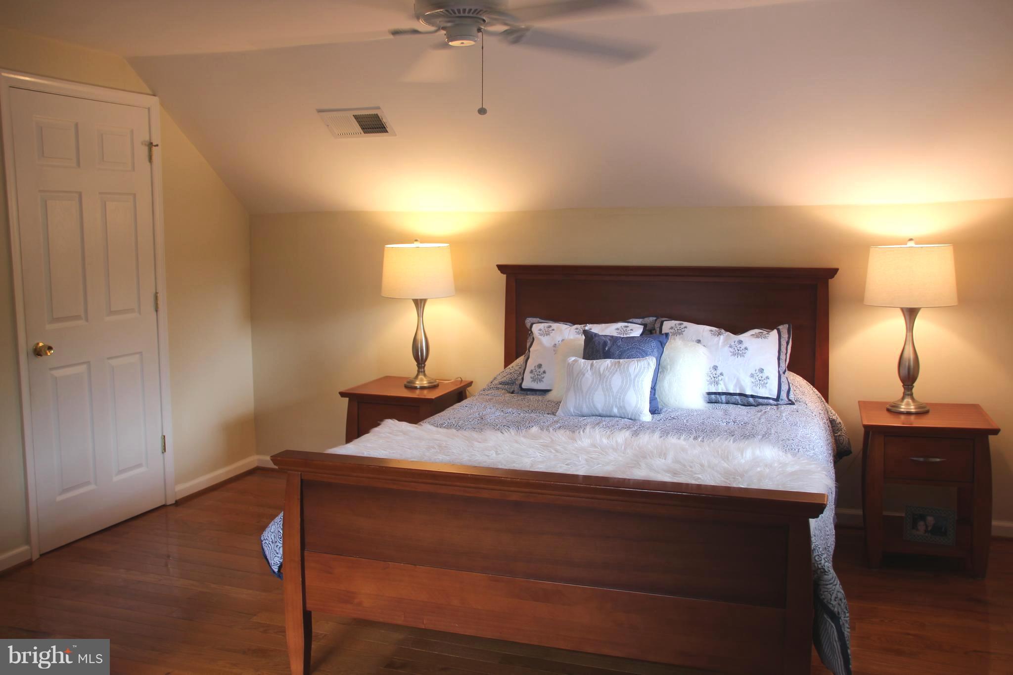 2518 Harmon Road Silver Spring, MD 20902 - Photo 14 of 29 Spacious Bedroom (Master)