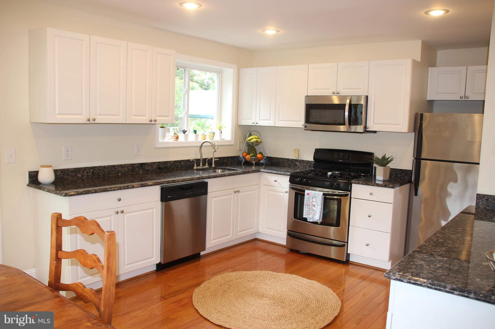 Large kitchen for entertaining.