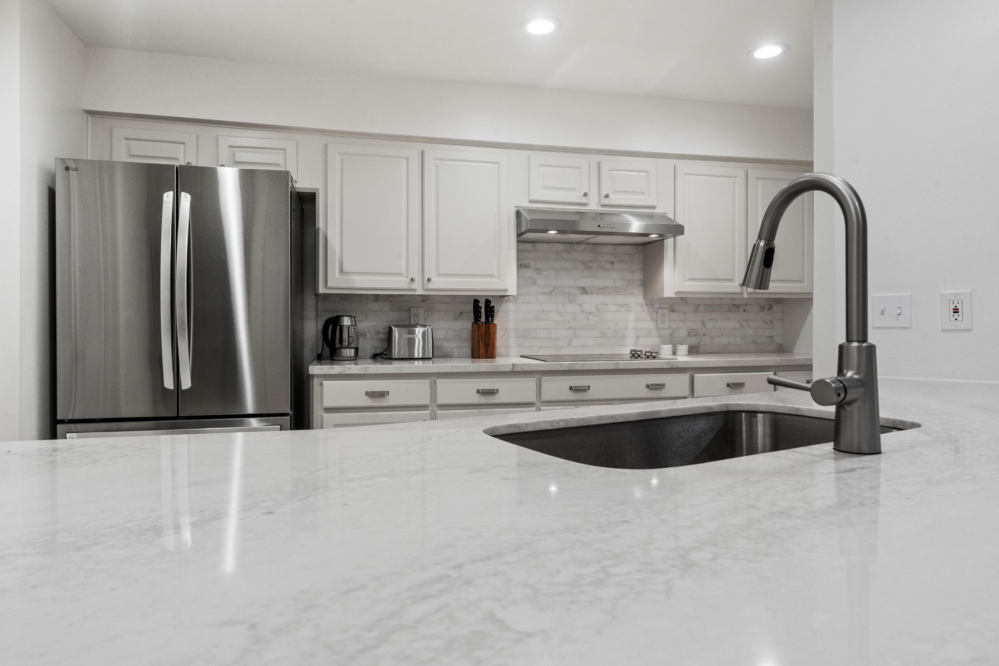 727 Bunker Hill Road, Unit 15 Houston, TX 77024 - Photo 8 of 45