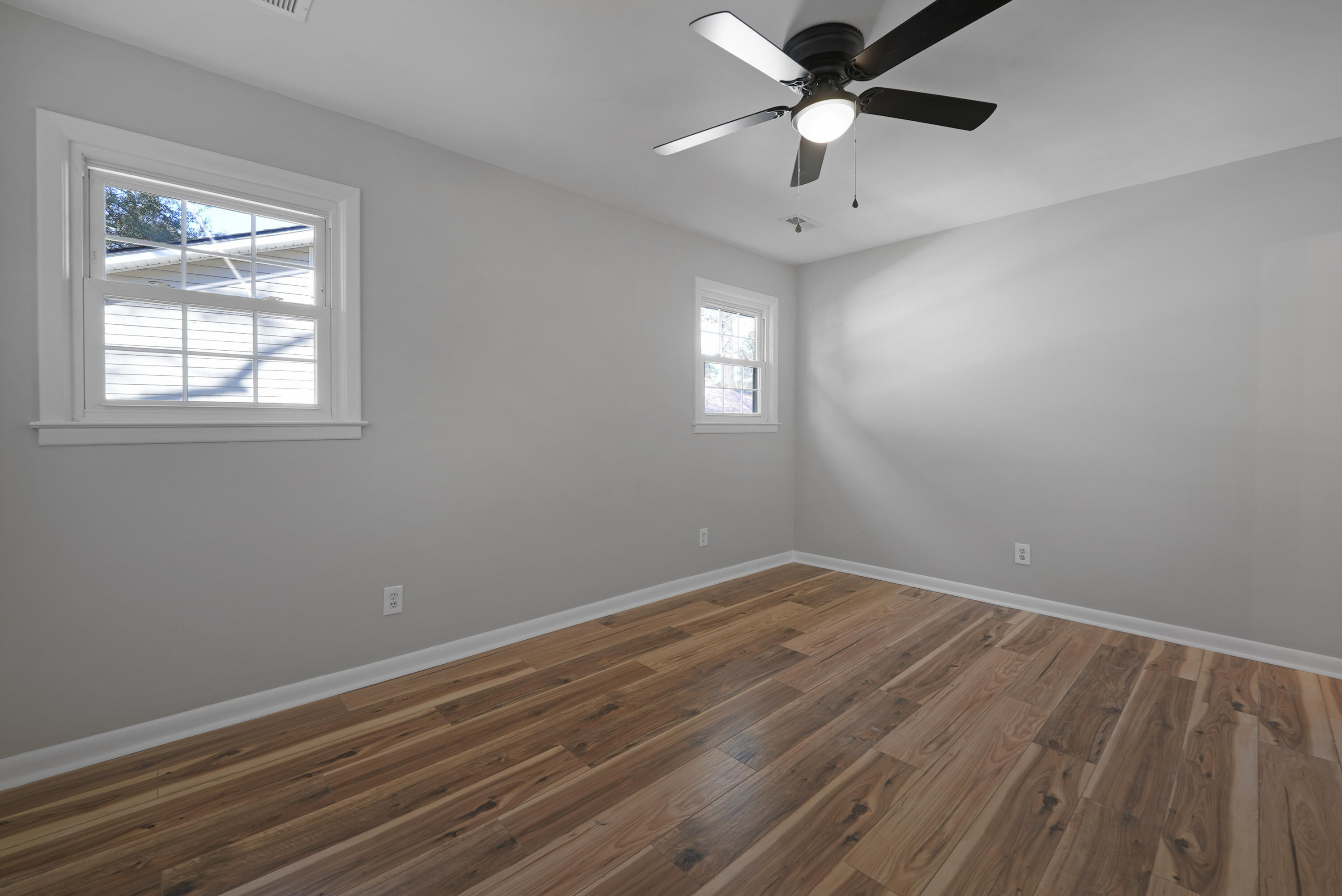 107 Sandtrap Road Summerville, SC 29483 - Photo 13 of 25 11