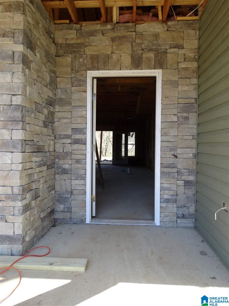 101 Amanda Drive Vincent, AL 35178 - Photo 2 of 13