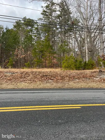 $700,000 | 24 County Road 537, Freehold, NJ 07728
