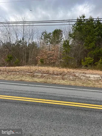 $700,000 | 24 County Road 537, Freehold, NJ 07728