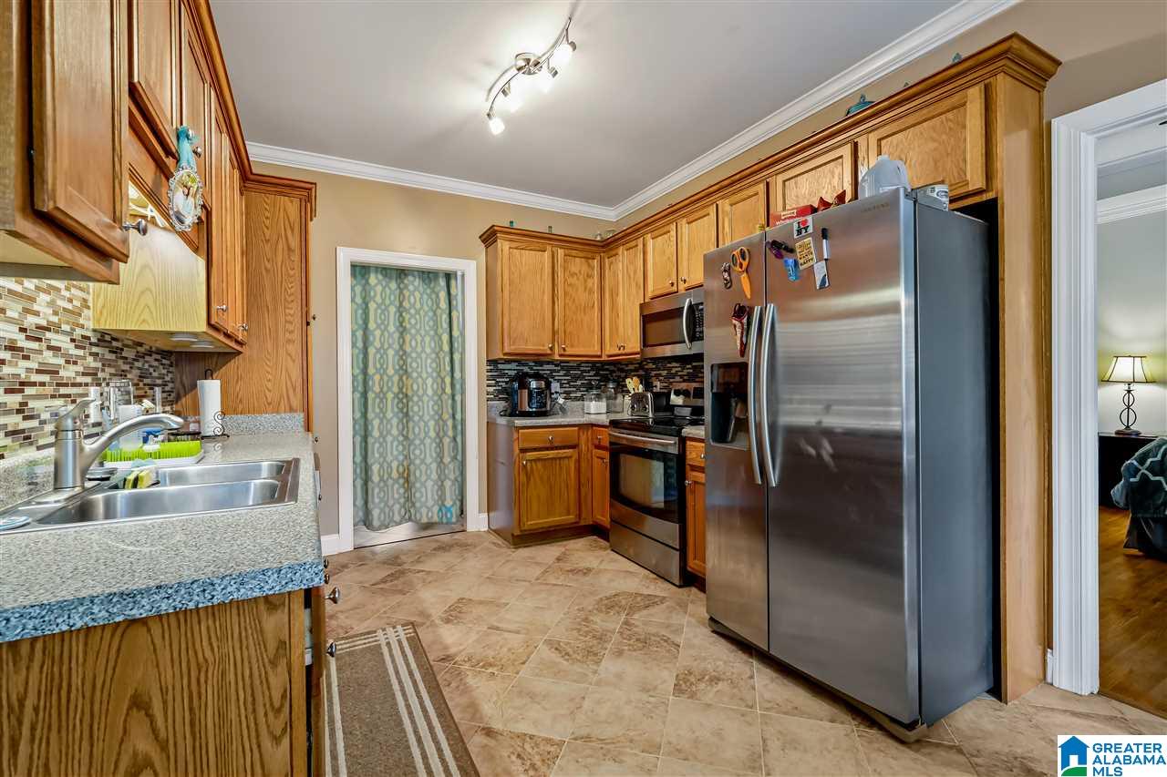 782 Henderson Road Odenville, AL 35120 - Photo 3 of 30