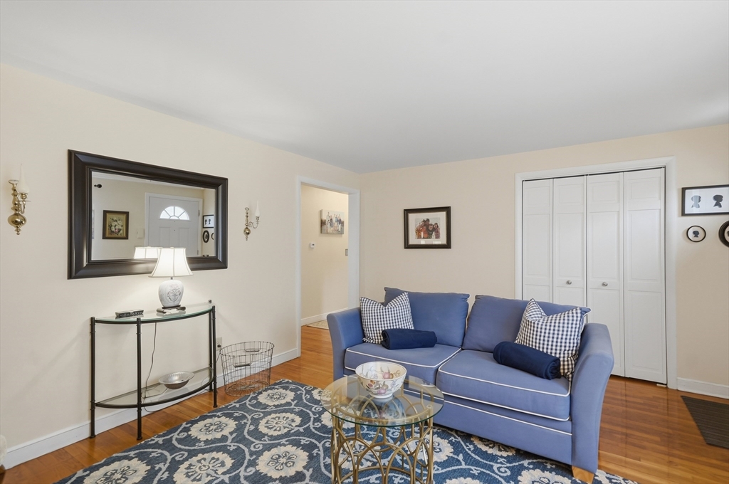 35 Enfield Street Lowell, MA 01852 - Photo 5 of 29 Gallery Image 5