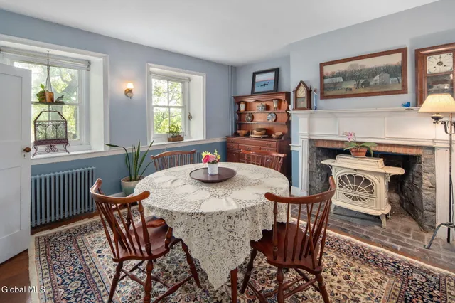 $995,000 | 432 Clipp Road, New Scotland, NY 12054