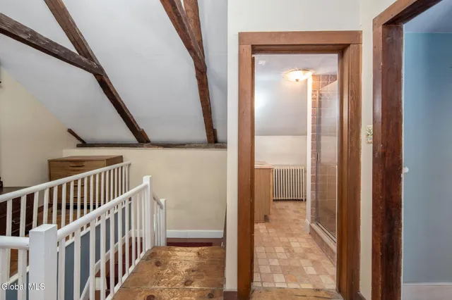 $995,000 | 432 Clipp Road, New Scotland, NY 12054