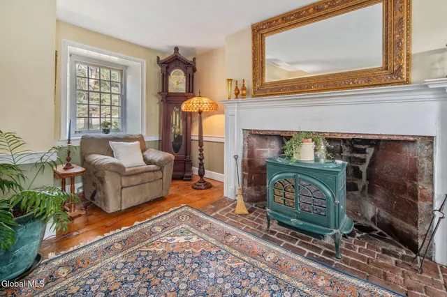 $995,000 | 432 Clipp Road, New Scotland, NY 12054