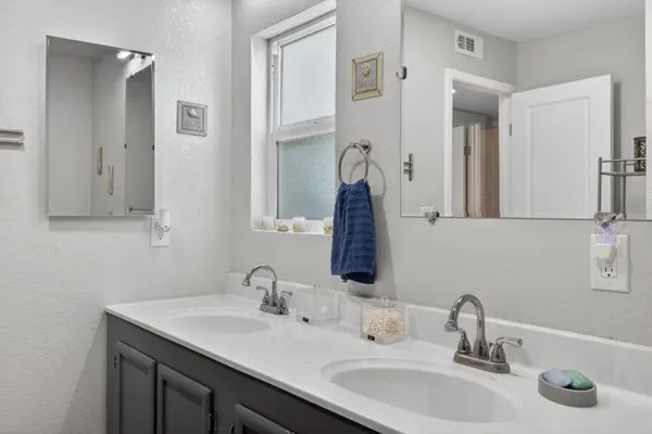 $475,000 | 477 Lynn Way, Yuba City, CA 95991