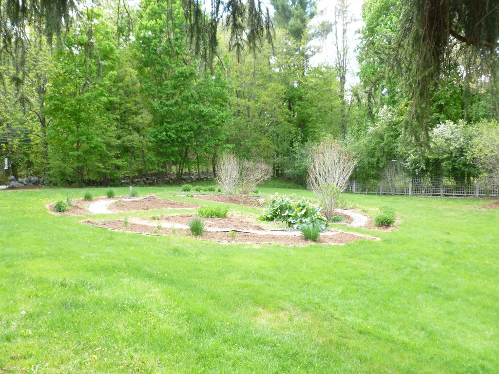 20 Topsfield Road Boxford, MA 01921 - Photo 30 of 30 a view of a park with large trees