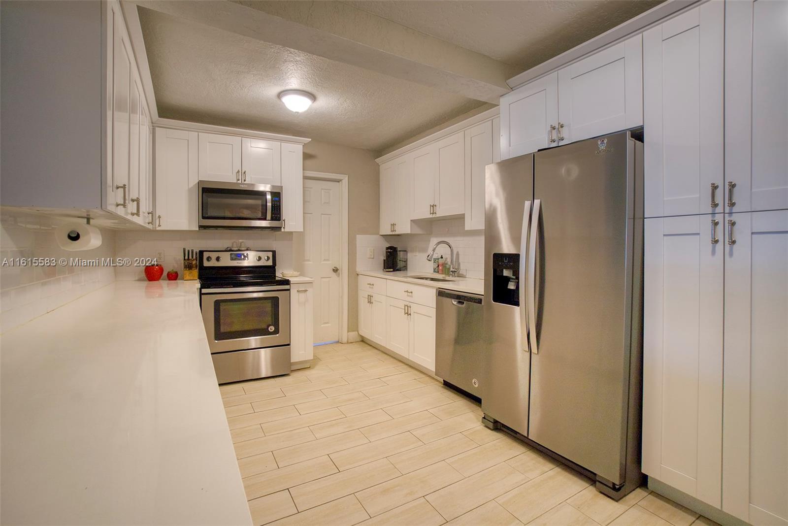 1220 Northeast 1st Ave