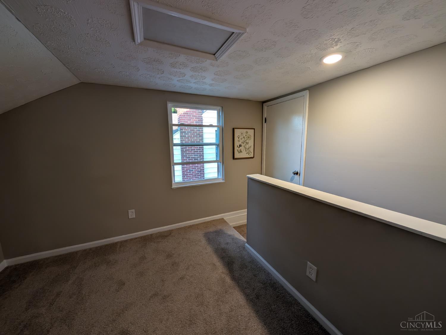 1127 West North Bend Road Cincinnati, OH 45224 - Photo 19 of 23