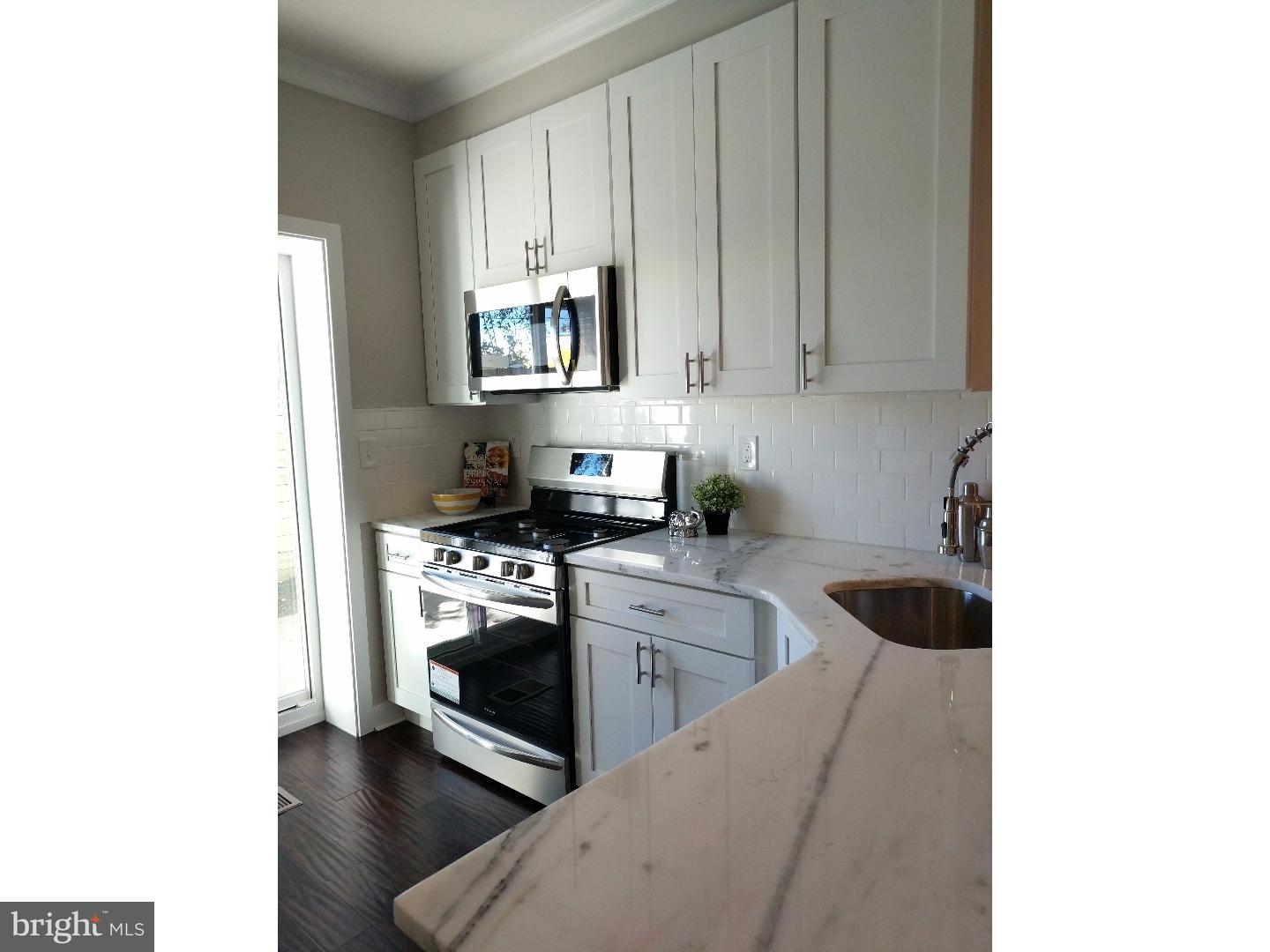1035 South Chadwick Street Philadelphia, PA 19146 - Photo 12 of 25