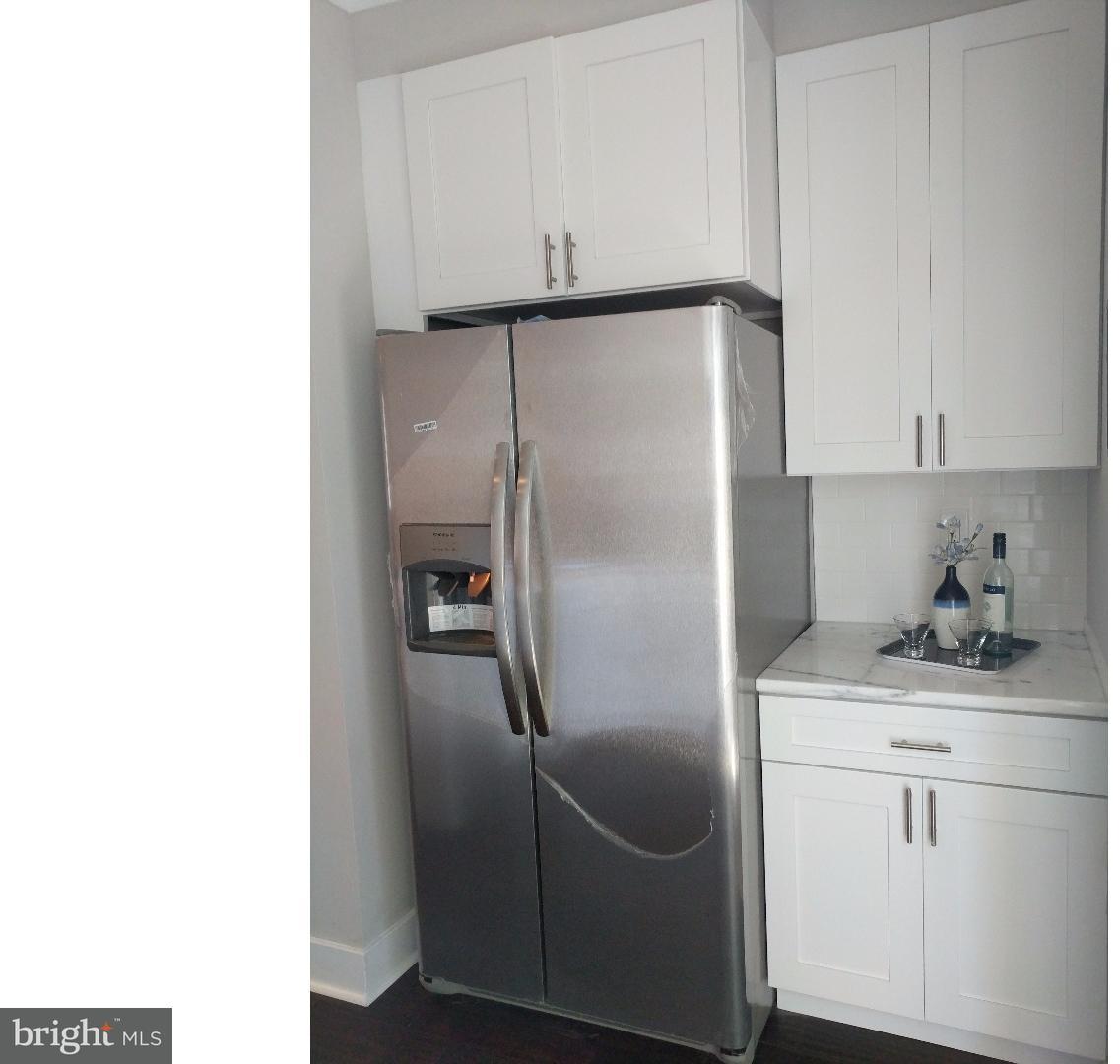 1035 South Chadwick Street Philadelphia, PA 19146 - Photo 13 of 25