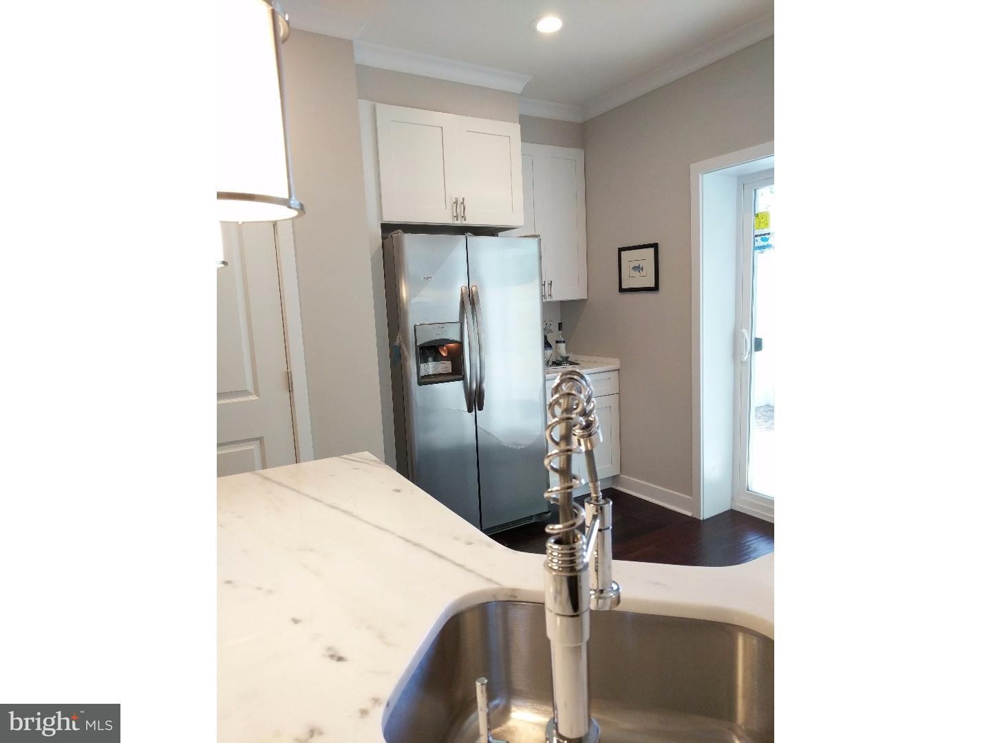 1035 South Chadwick Street Philadelphia, PA 19146 - Photo 10 of 25