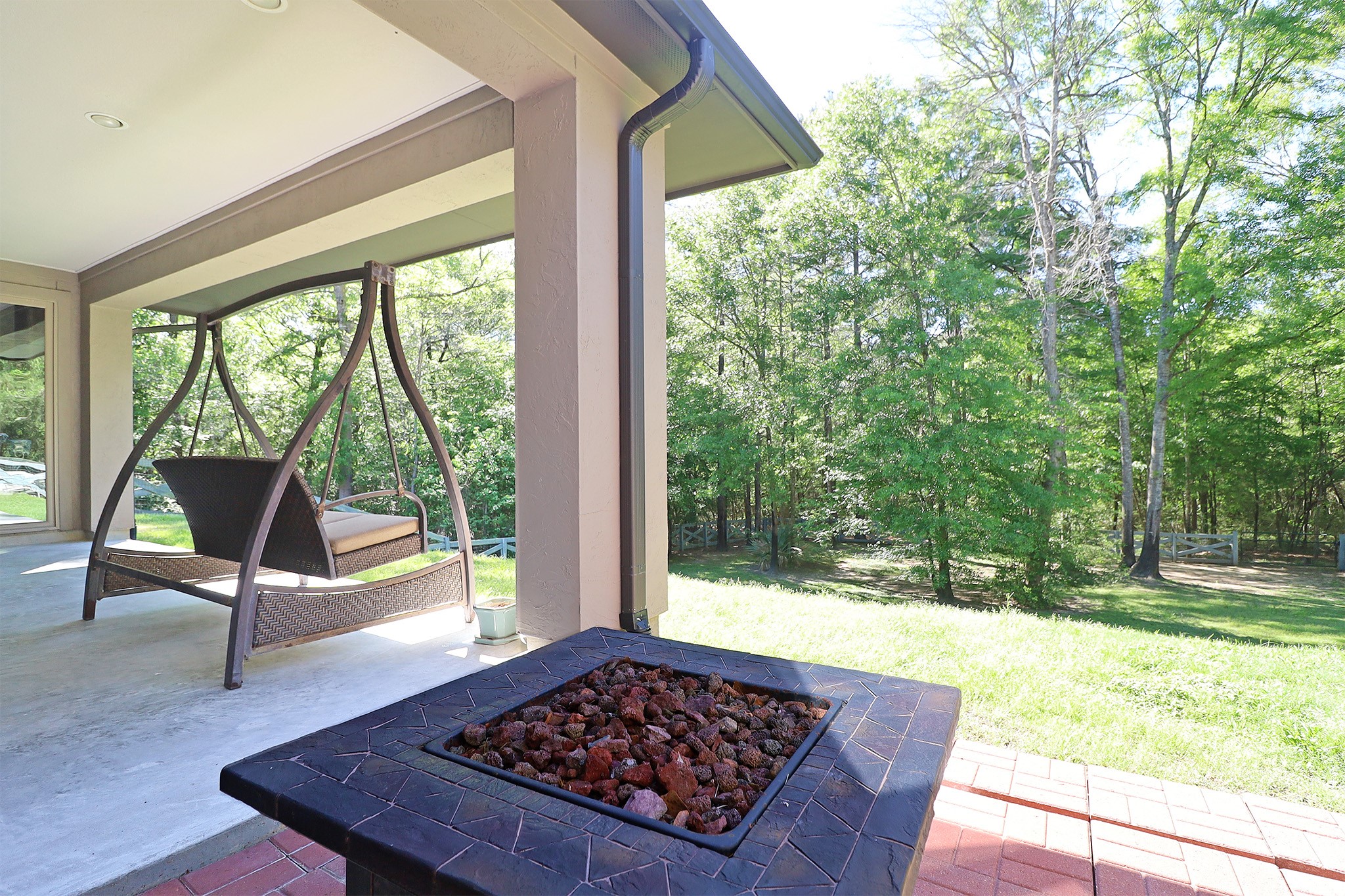 121 Red Hawk Road Huntsville, TX 77340 - Photo 38 of 48 Nice pit