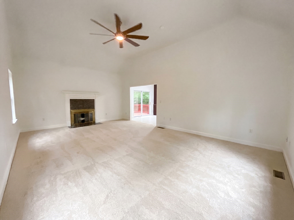 14 Smith Road Sutton, MA 01590 - Photo 9 of 30