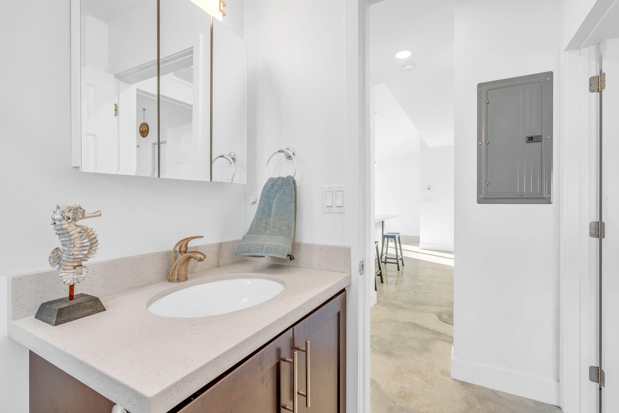 34 Hibiscus Lane Key Largo, FL 33037 - Photo 17 of 28 Bathroom