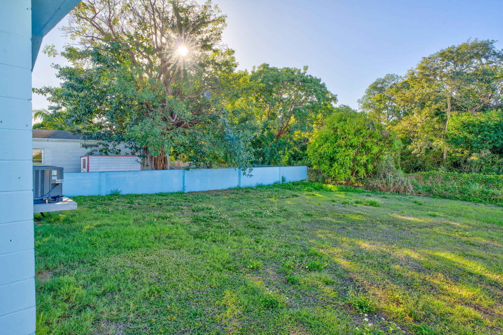 34 Hibiscus Lane Key Largo, FL 33037 - Photo 25 of 28 Backyard