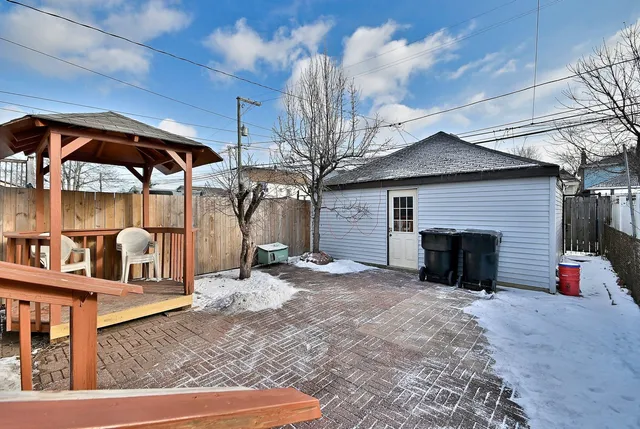 $359,900 | 2125 North Kenneth Avenue, Chicago, IL 60639