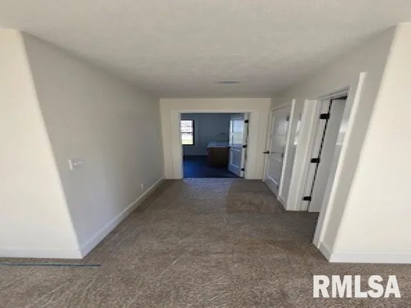 $1,095,000 | 3315 Sudduth Road, Sherman, IL 62684