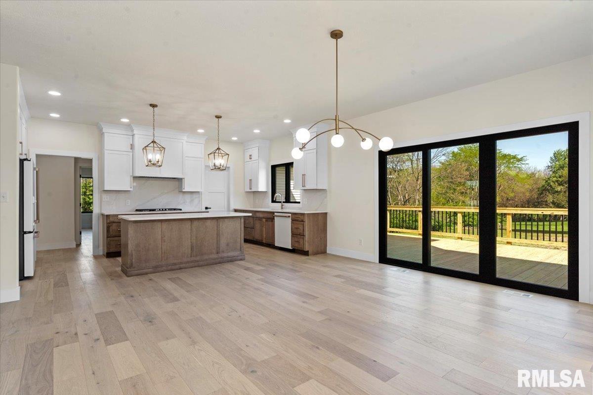 3315 Sudduth Road Sherman, IL 62684 - Photo 16 of 57