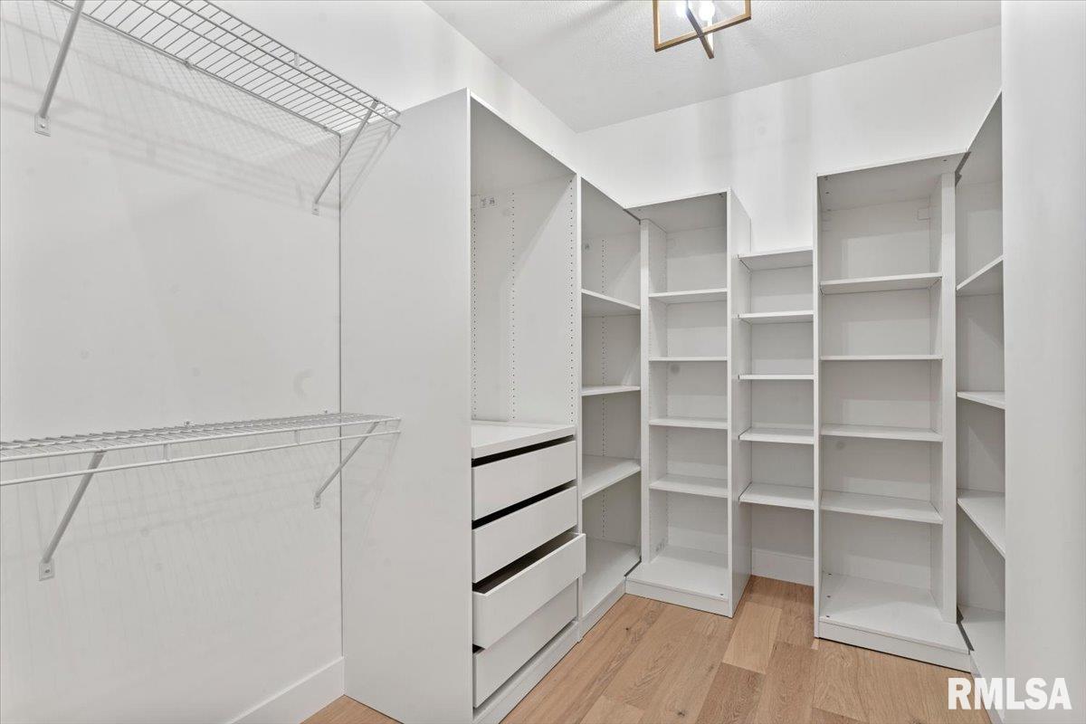 3315 Sudduth Road Sherman, IL 62684 - Photo 25 of 57