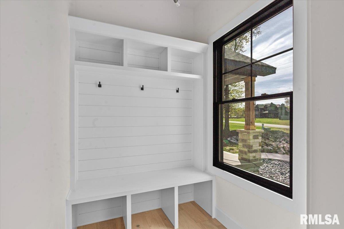 3315 Sudduth Road Sherman, IL 62684 - Photo 36 of 57